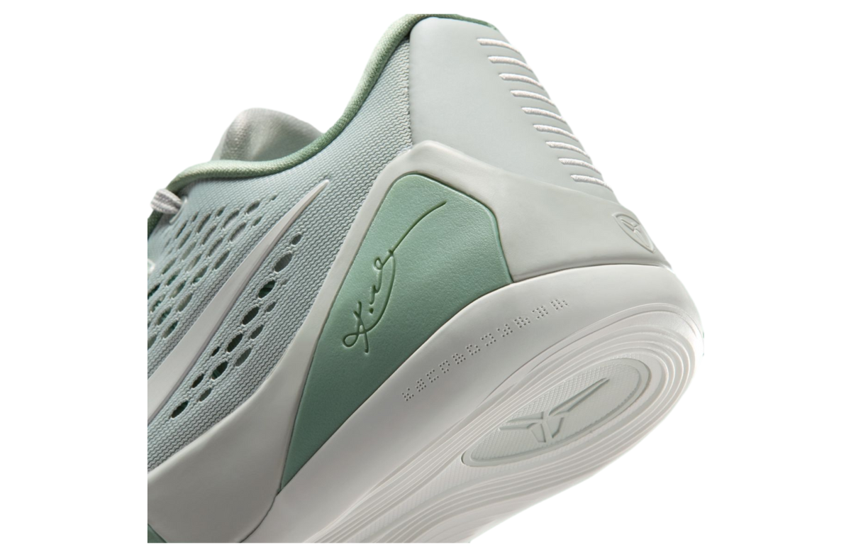 Nike Kobe 9 Elite Low EM Protro Light Silver / Summit White - Image 8