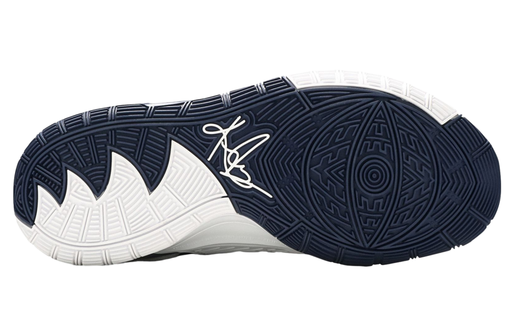 Nike Kyrie 6 Team Midnight Navy - Image 3