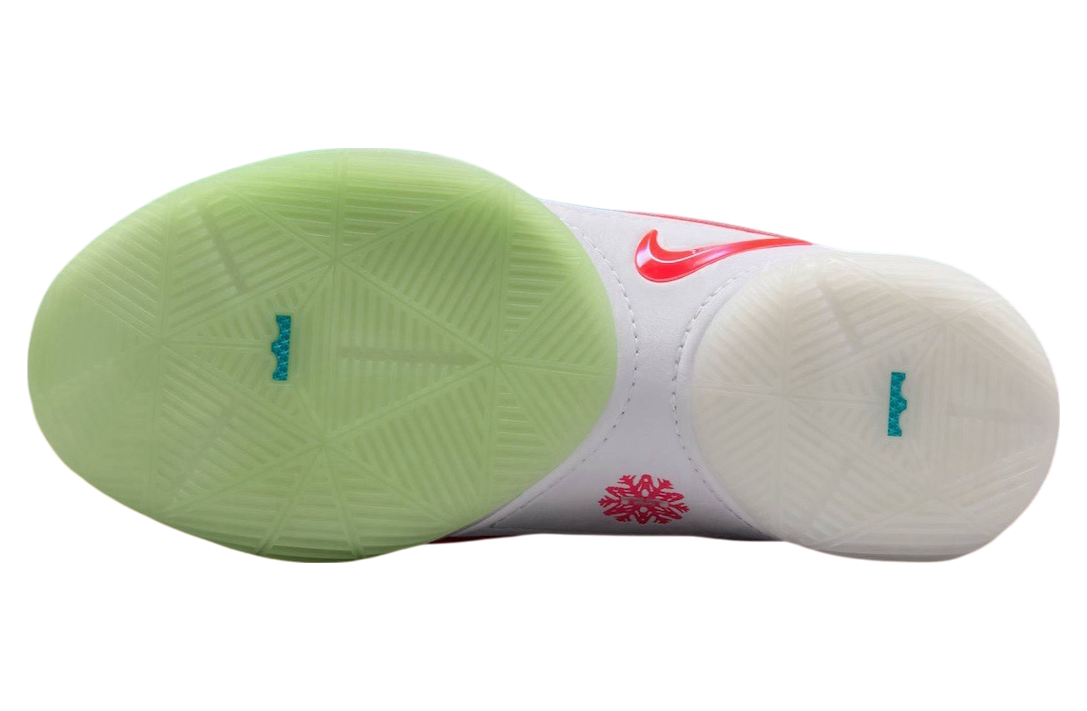 Nike LeBron 22 Christmas - Image 6