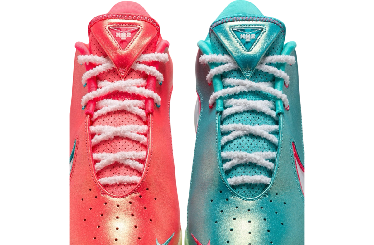 Nike LeBron 22 Christmas - Image 9