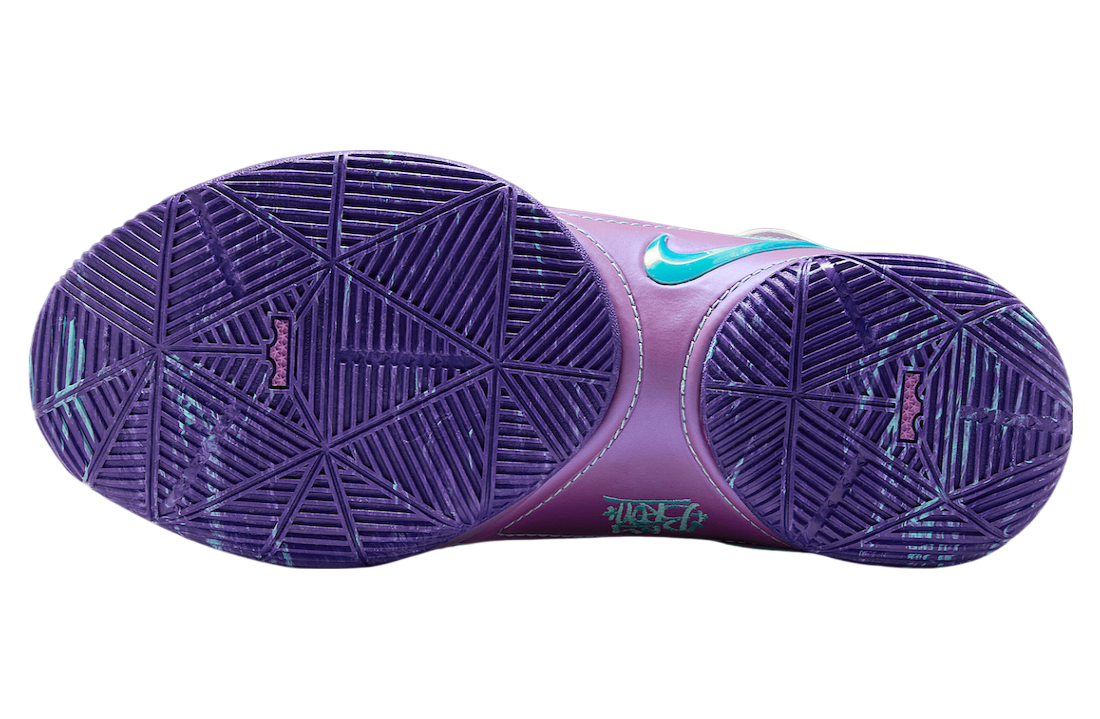 Nike Lebron 22 Frozen Grapes - Image 6