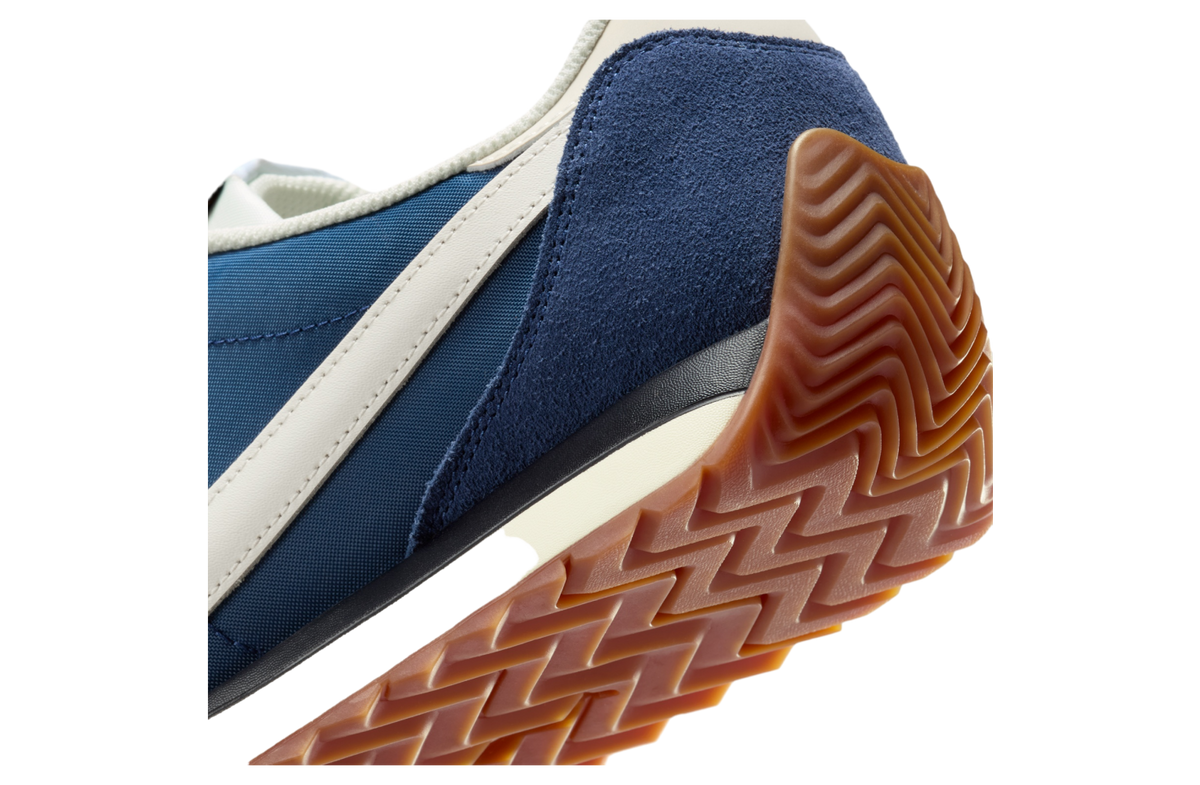 Nike Pacific Midnight Blue / Light Ivory - Image 7