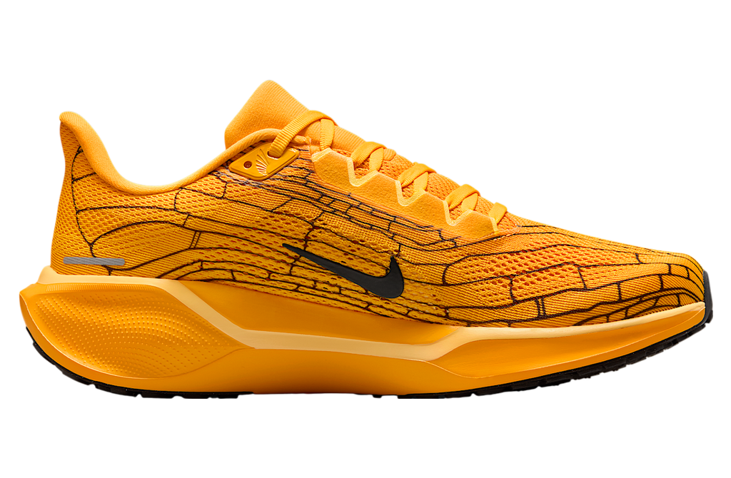 Nike Pegasus 41 Lv8 University Gold / Soft Yellow - Image 3