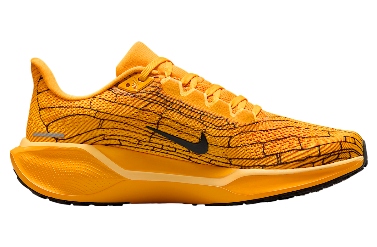 Nike Pegasus 41 Lv8 University Gold / Soft Yellow - Image 3