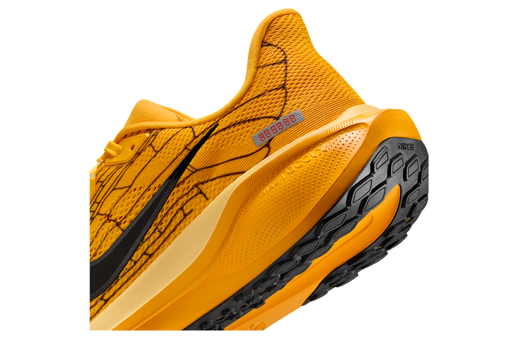 Nike Pegasus 41 Lv8 University Gold / Soft Yellow - Image 8