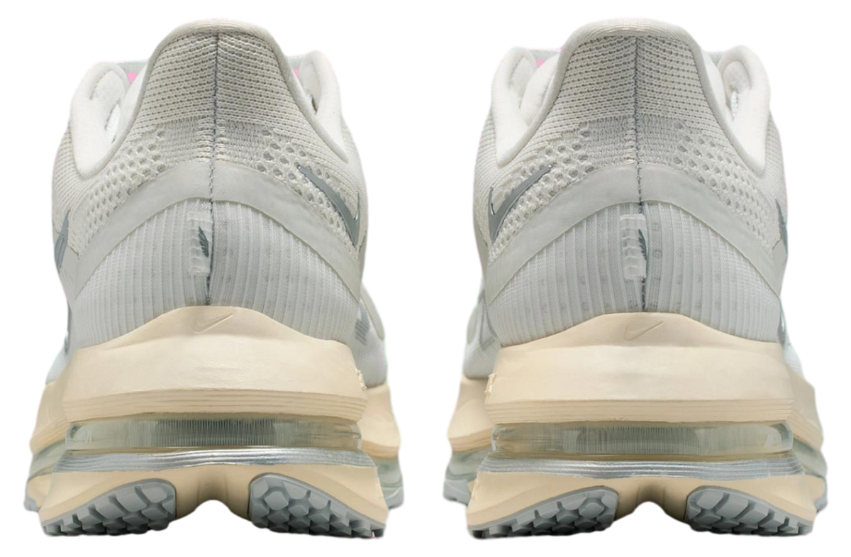 Nike Pegasus Premium Running is Mental - Image 5
