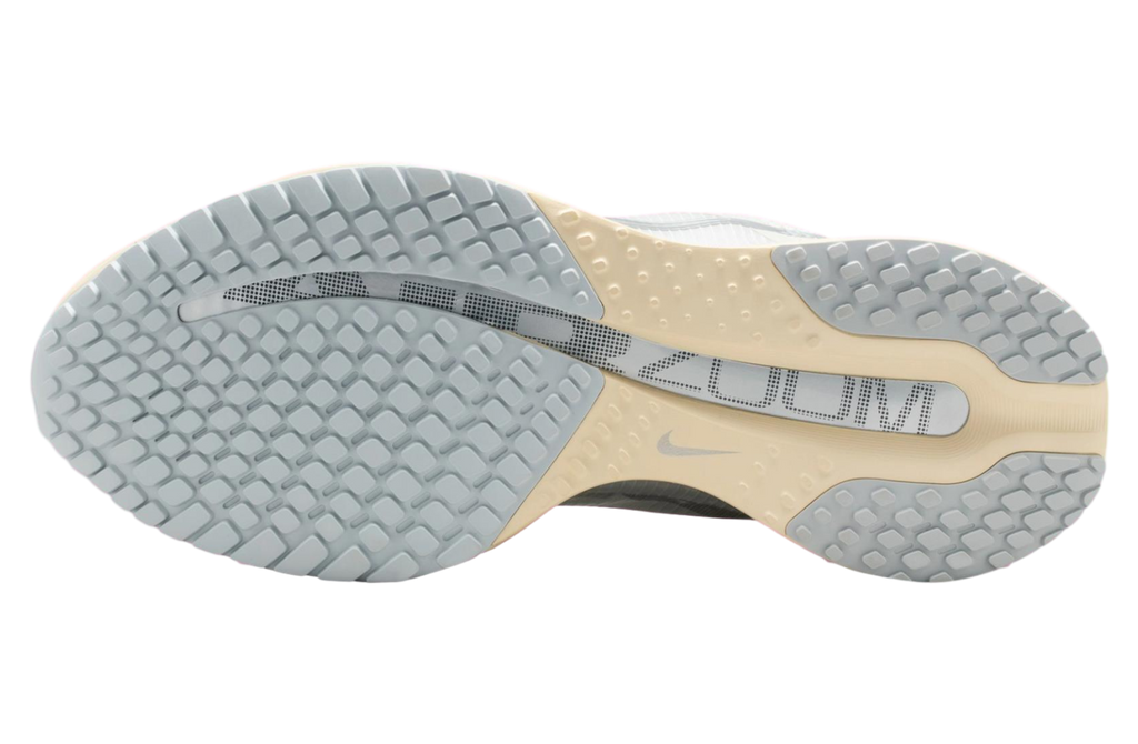Nike Pegasus Premium Running is Mental - Image 6