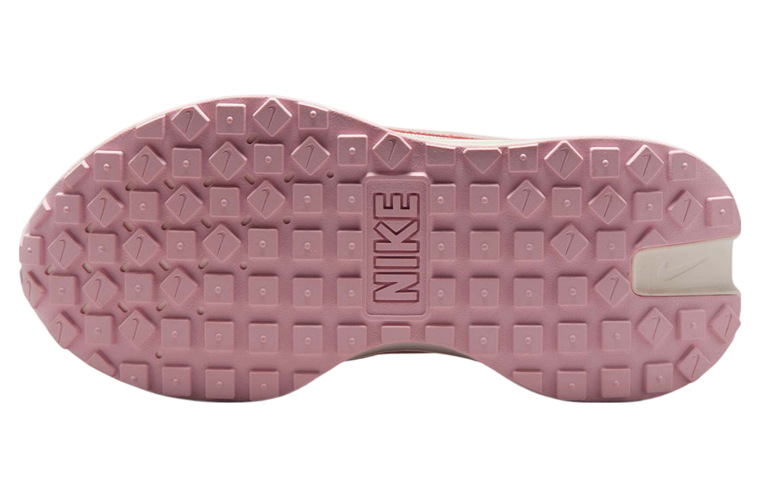 Nike Phoenix Waffle WMNS Valentine's Day - Image 6