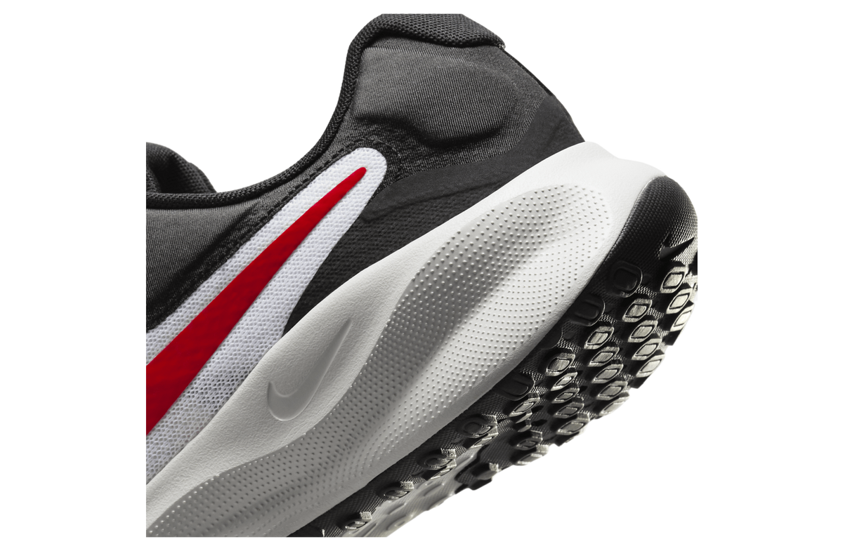 Nike Revolution 7 White / Fire Red - Image 8