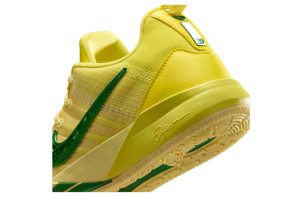 Nike Sabrina 3 Oregon Ducks - Image 8