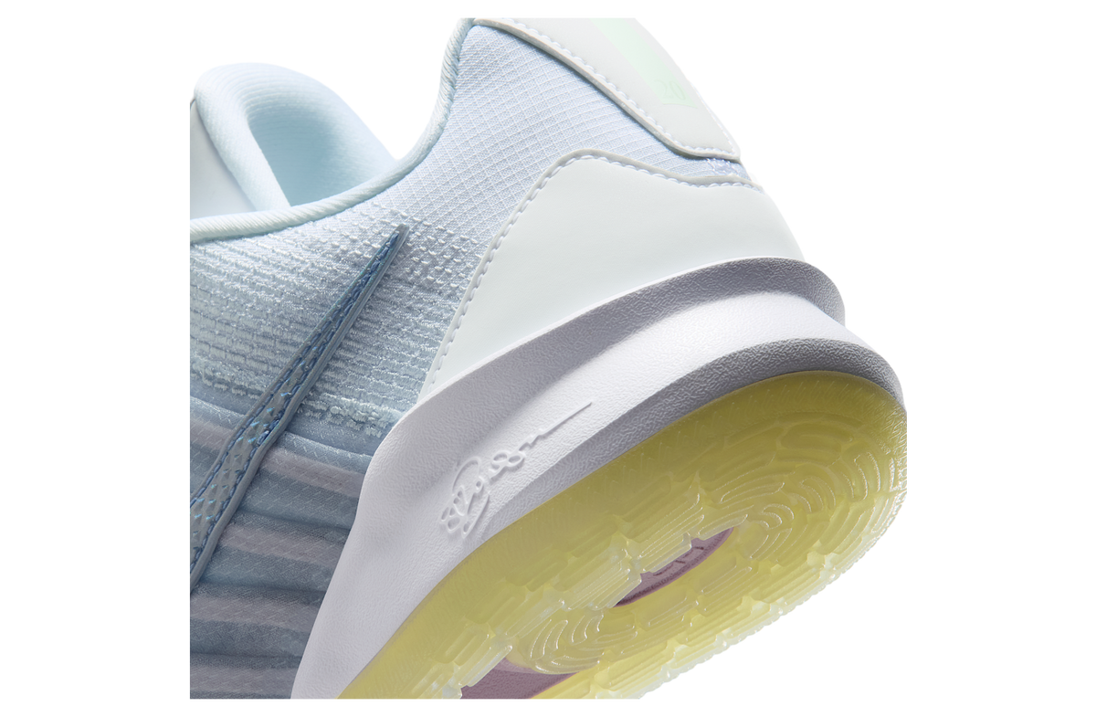Nike Sabrina 3 White / Football Grey - Image 8