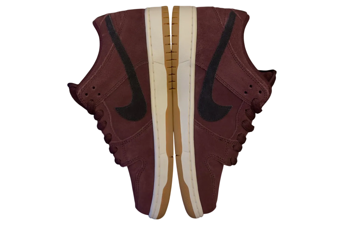 Nike SB Dunk Low Burgundy Crush / Black - Image 6