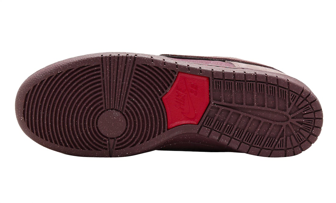 Nike SB Dunk Low City of Love Burgundy Crush - Image 6