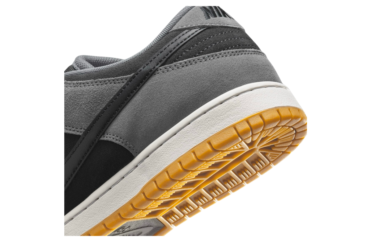 Nike SB Dunk Low Dark Smoke Grey - Image 8