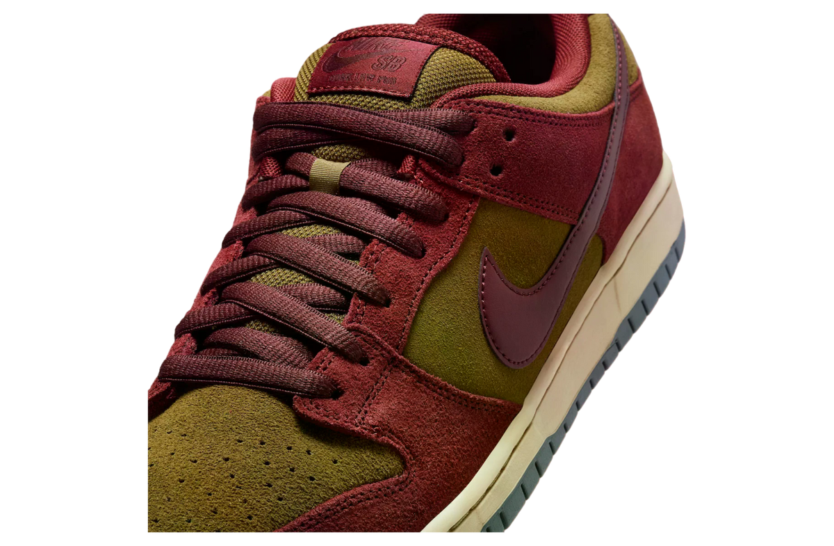 Nike SB Dunk Low Dark Team Red / Burgundy Crush - Image 7