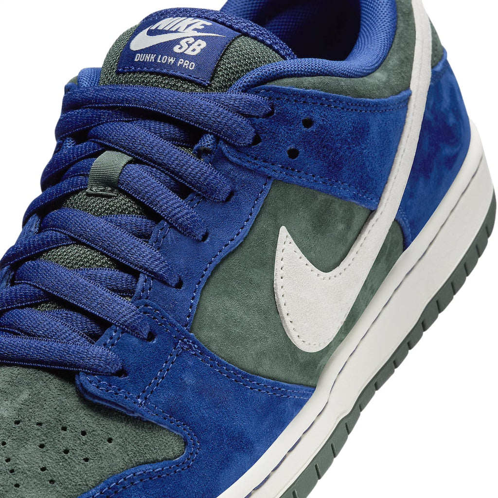 Nike SB Dunk Low Deep Royal Blue - Image 7