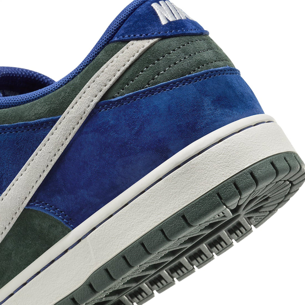 Nike SB Dunk Low Deep Royal Blue - Image 8
