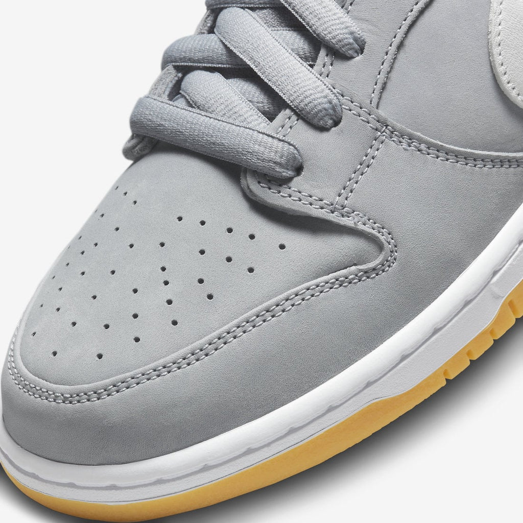 Nike SB Dunk Low Grey Gum - Image 7