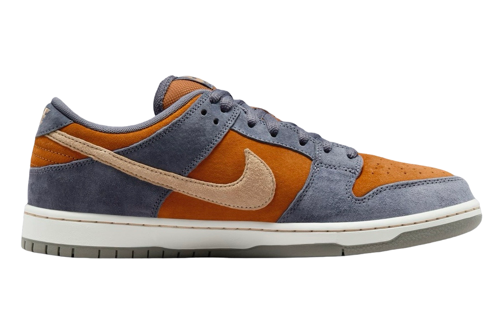 Nike SB Dunk Low Light Carbon - Image 5