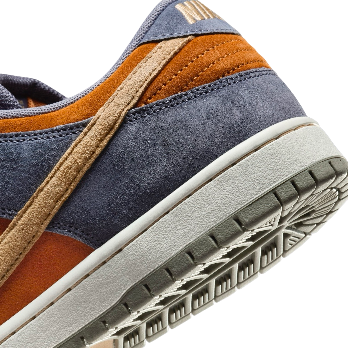 Nike SB Dunk Low Light Carbon - Image 8