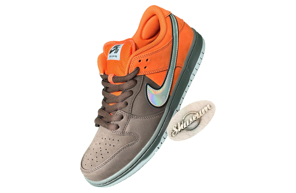 Nike SB Dunk Low Muni Fast Pass Safety Orange / Wolf Grey - Image 13