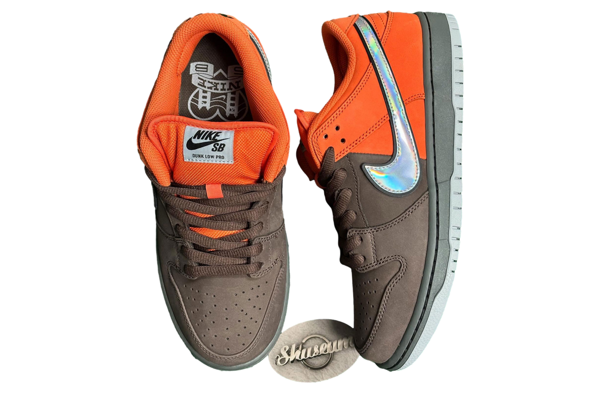 Nike SB Dunk Low Muni Fast Pass Safety Orange / Wolf Grey - Image 17