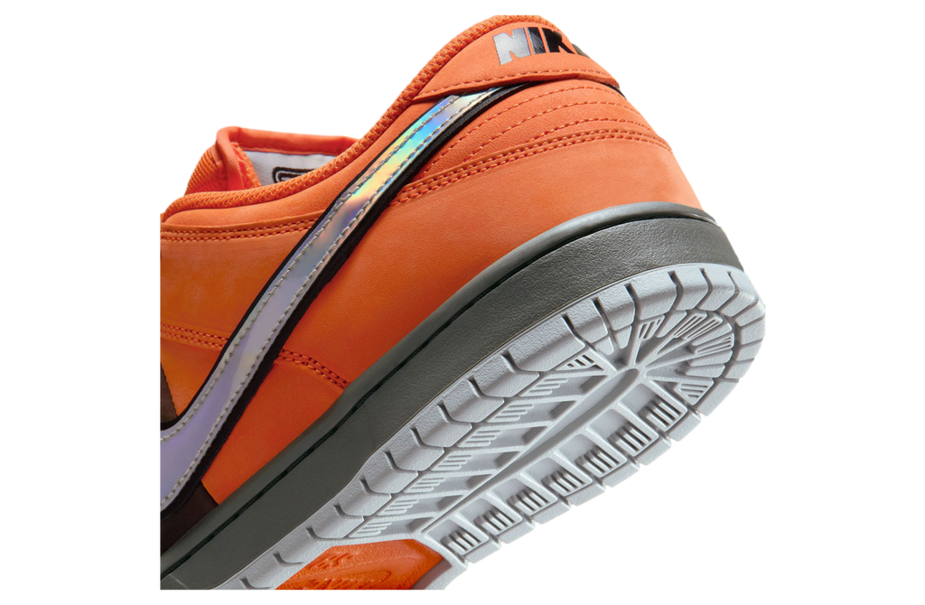 Nike SB Dunk Low Muni Fast Pass Safety Orange / Wolf Grey - Image 8
