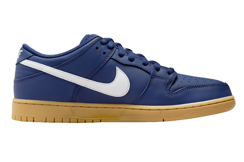 Nike SB Dunk Low Navy Gum - Image 3