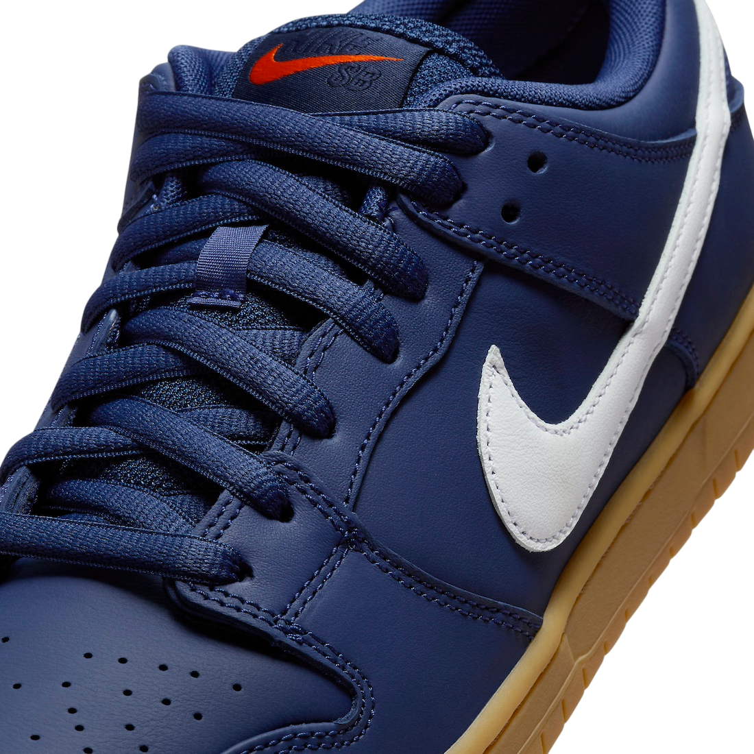Nike SB Dunk Low Navy Gum - Image 7