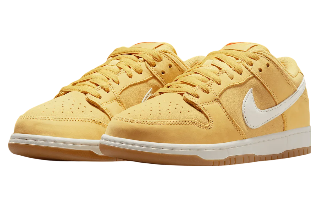 Nike SB Dunk Low Saturn Gold / Sail - Image 2