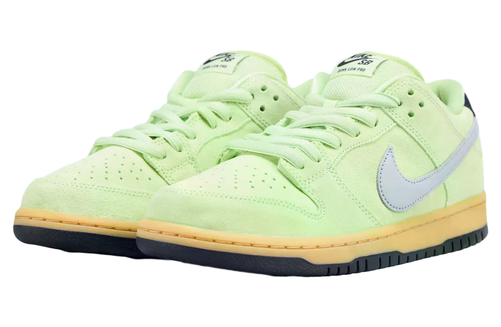 Nike SB Dunk Low Verdugo Mountain Pistachio Frost / Wolf Grey - Image 2