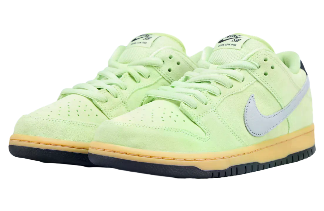 Nike SB Dunk Low Verdugo Mountain Pistachio Frost / Wolf Grey - Image 2