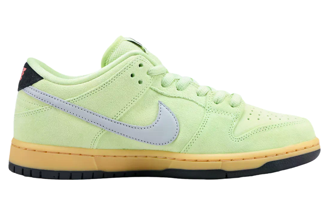 Nike SB Dunk Low Verdugo Mountain Pistachio Frost / Wolf Grey - Image 3