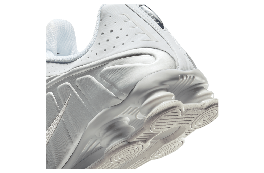 Nike Shox R4 White / Bright Crimson - Image 8