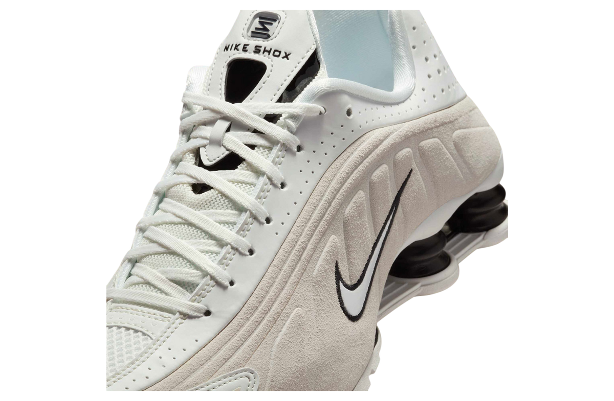 Nike Shox R4 WMNS White Black Suede - Image 7