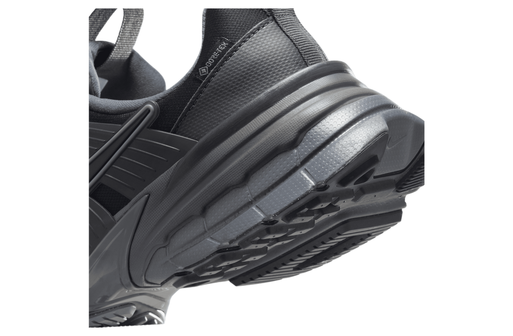Nike V2k Run Gore-Tex WMNS Black / Iron Grey - Image 8