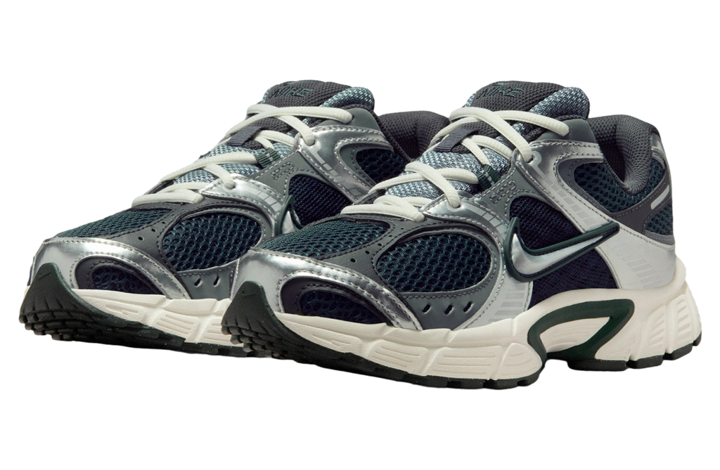Nike V5 RNR WMNS Seaweed / Metallic Silver - Image 7