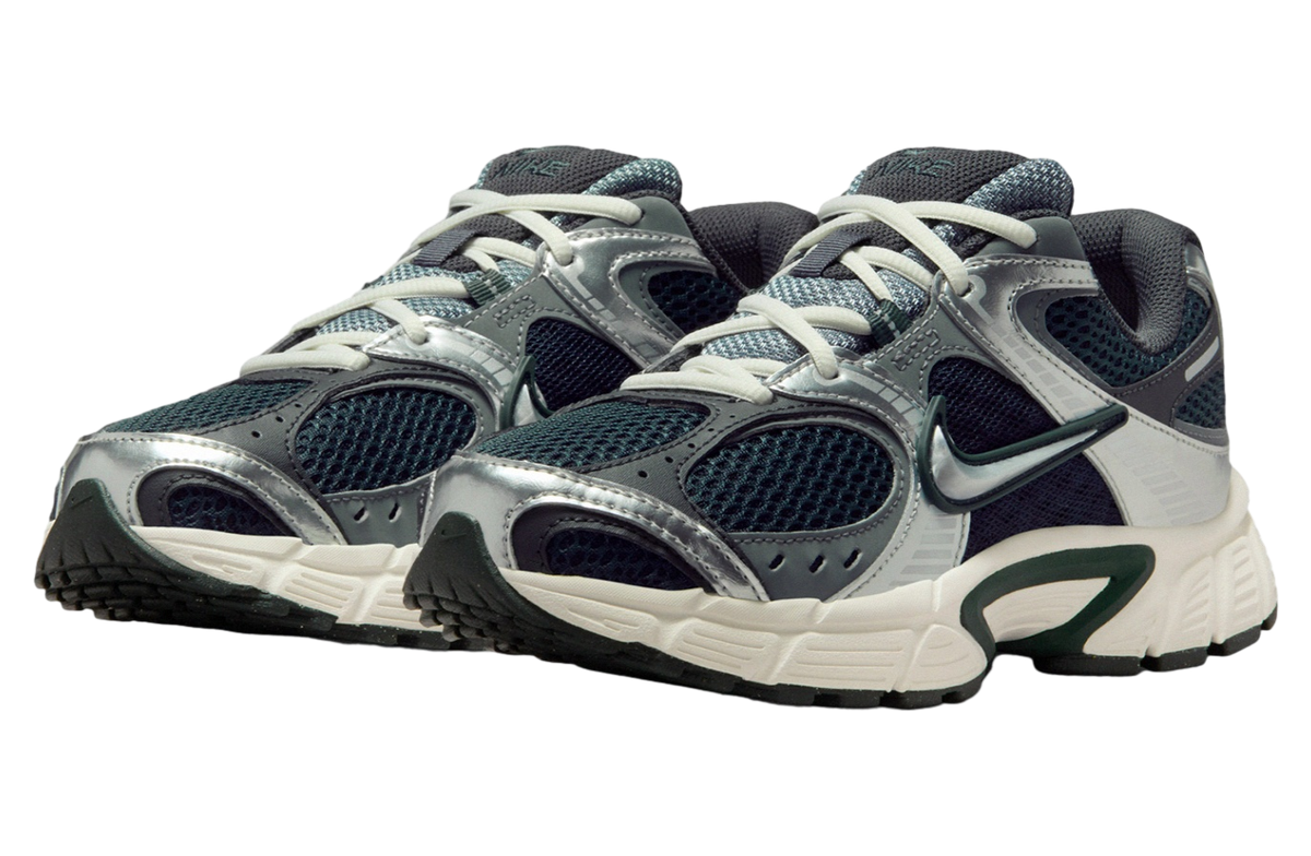 Nike V5 RNR WMNS Seaweed / Metallic Silver - Image 7