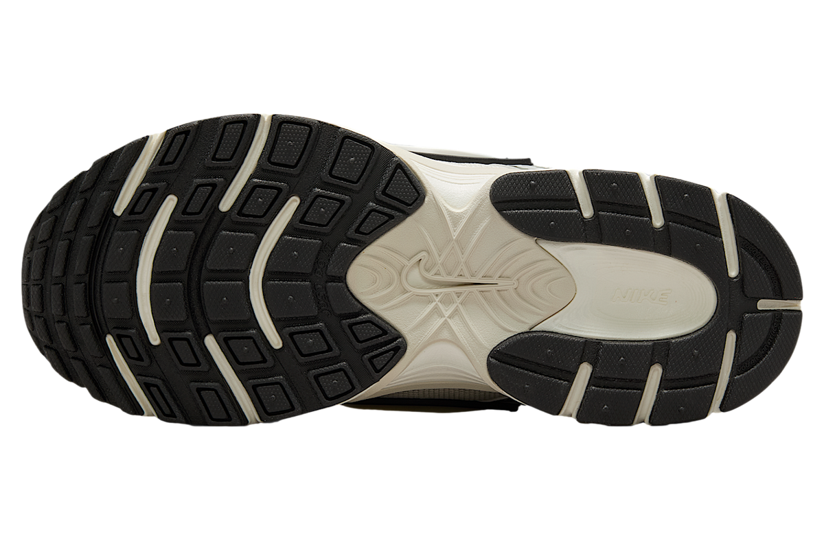 Nike V5 Rnr WMNS Summit White / Sail - Image 2