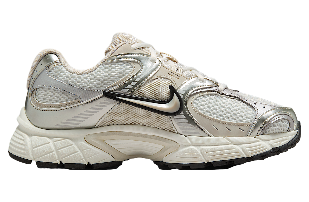 Nike V5 Rnr WMNS Summit White / Sail - Image 3
