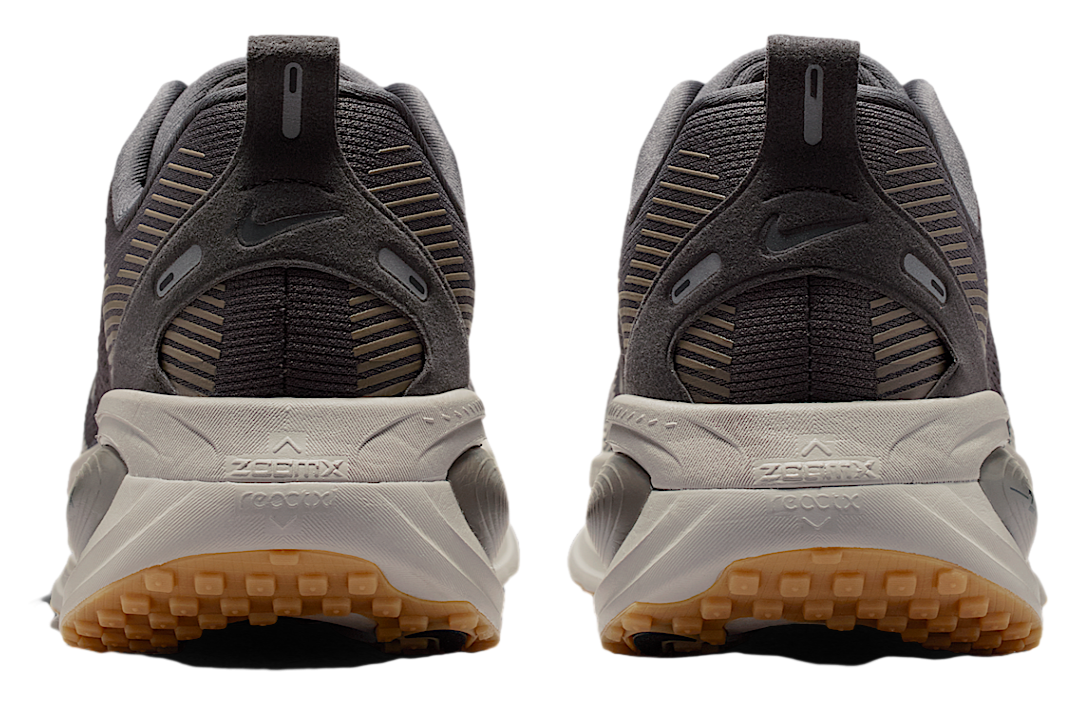 Nike Vomero 18 Medium Ash / College Grey - Image 6