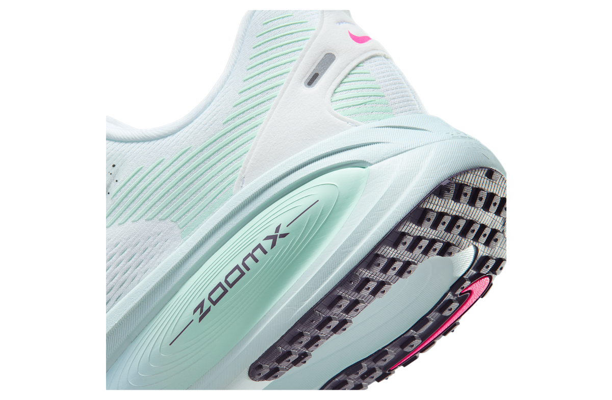 Nike Vomero 18 White / Glacier Blue - Image 8