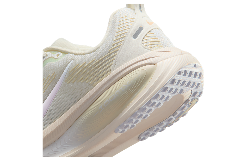 Nike Vomero 18 WMNS Summit White / Chalk - Image 8