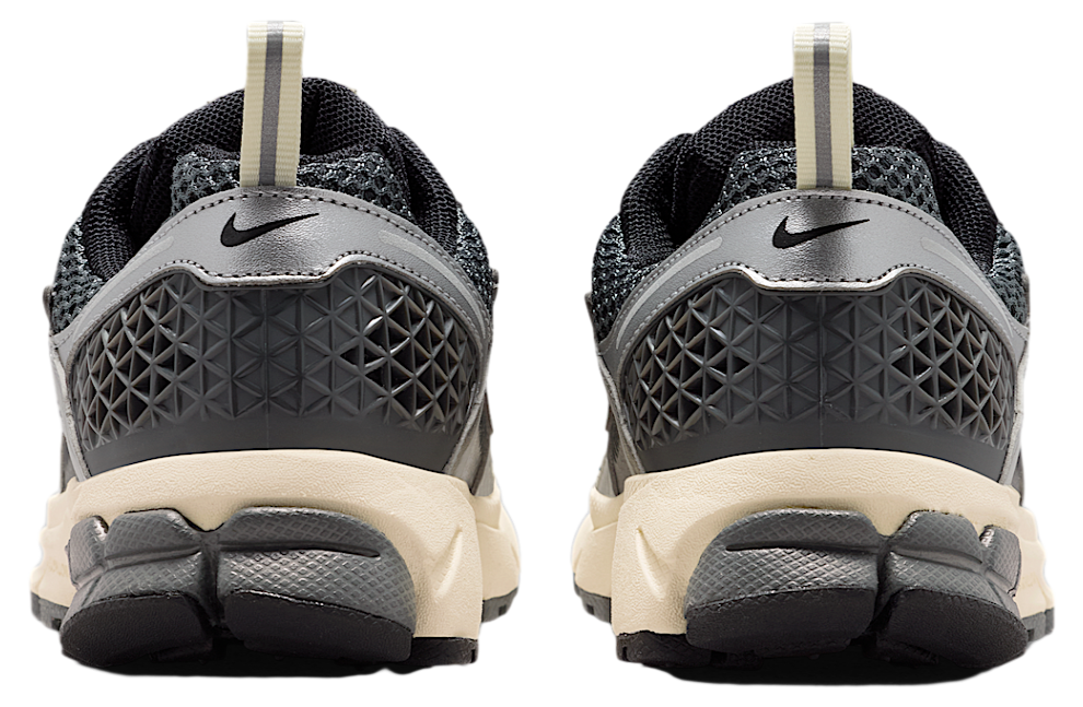 Nike Vomero 5 GS Iron Grey / Metallic Silver - Image 6
