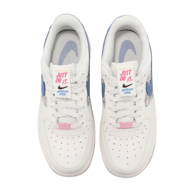 Nike WMNS Air Force 1 07 LX Denim Swoosh Boucle - Image 6