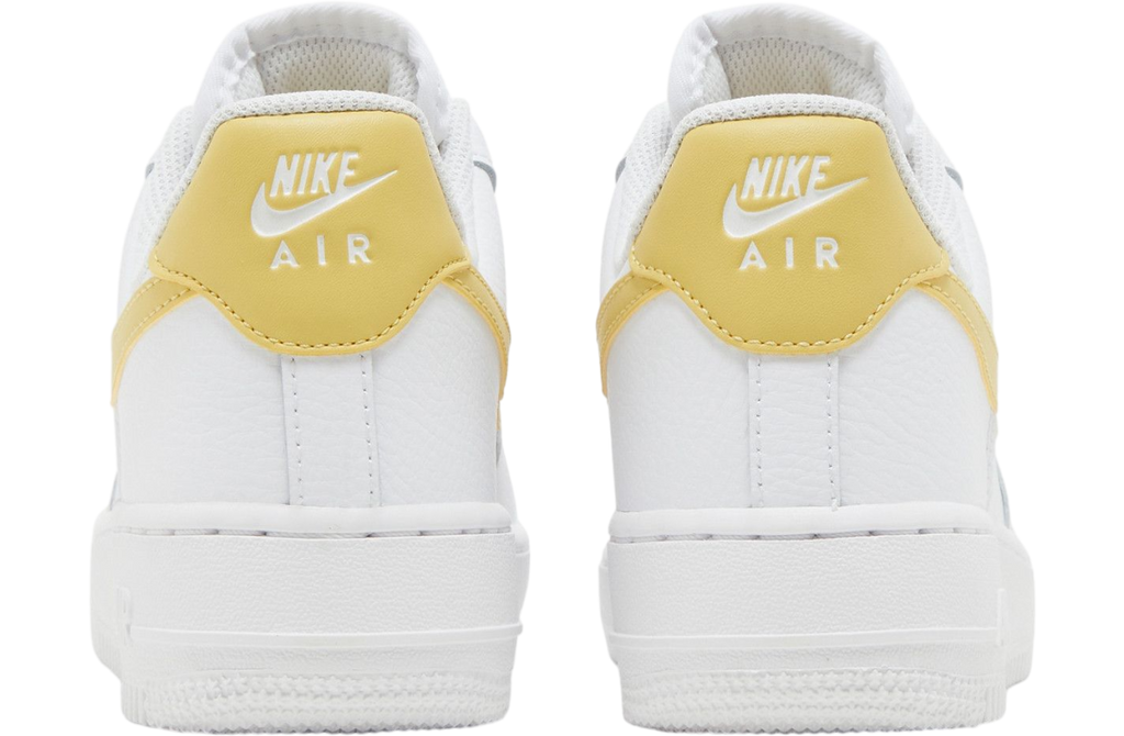 Nike Wmns Air Force 1 07 Saturn Gold - Image 4