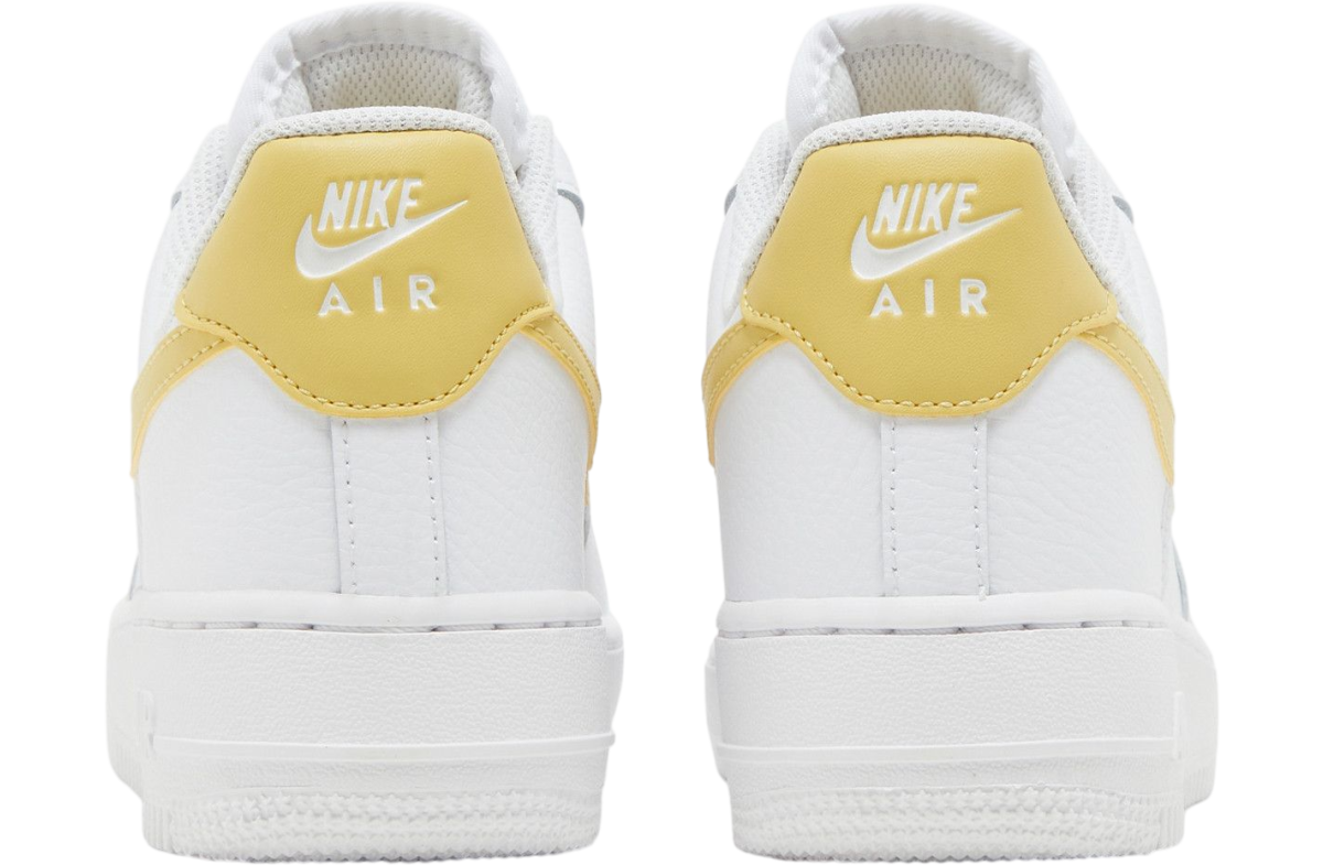 Nike Wmns Air Force 1 07 Saturn Gold - Image 4