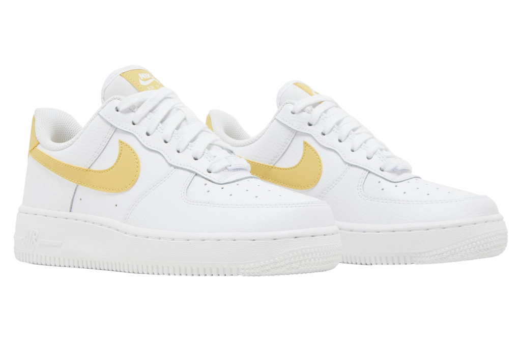 Nike Wmns Air Force 1 07 Saturn Gold - Image 5
