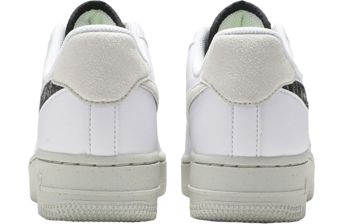 Nike Wmns Air Force 1 07 SE Recycled Wool Pack-White Black - Image 4