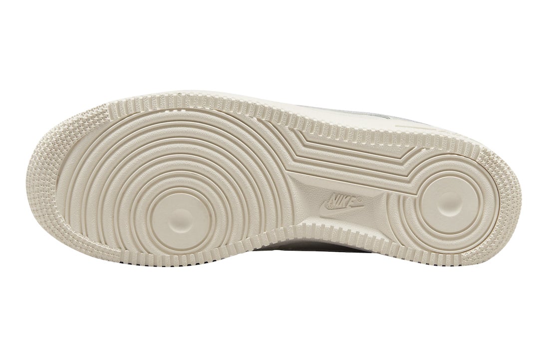 Nike WMNS Air Force 1 Low Oxygen Purple - Image 6